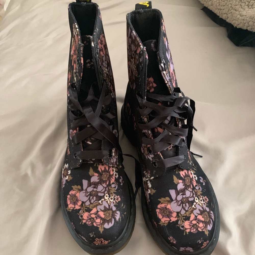 Dr. martens